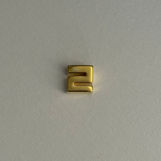 The Original 'ㄹ' Charm Necklace